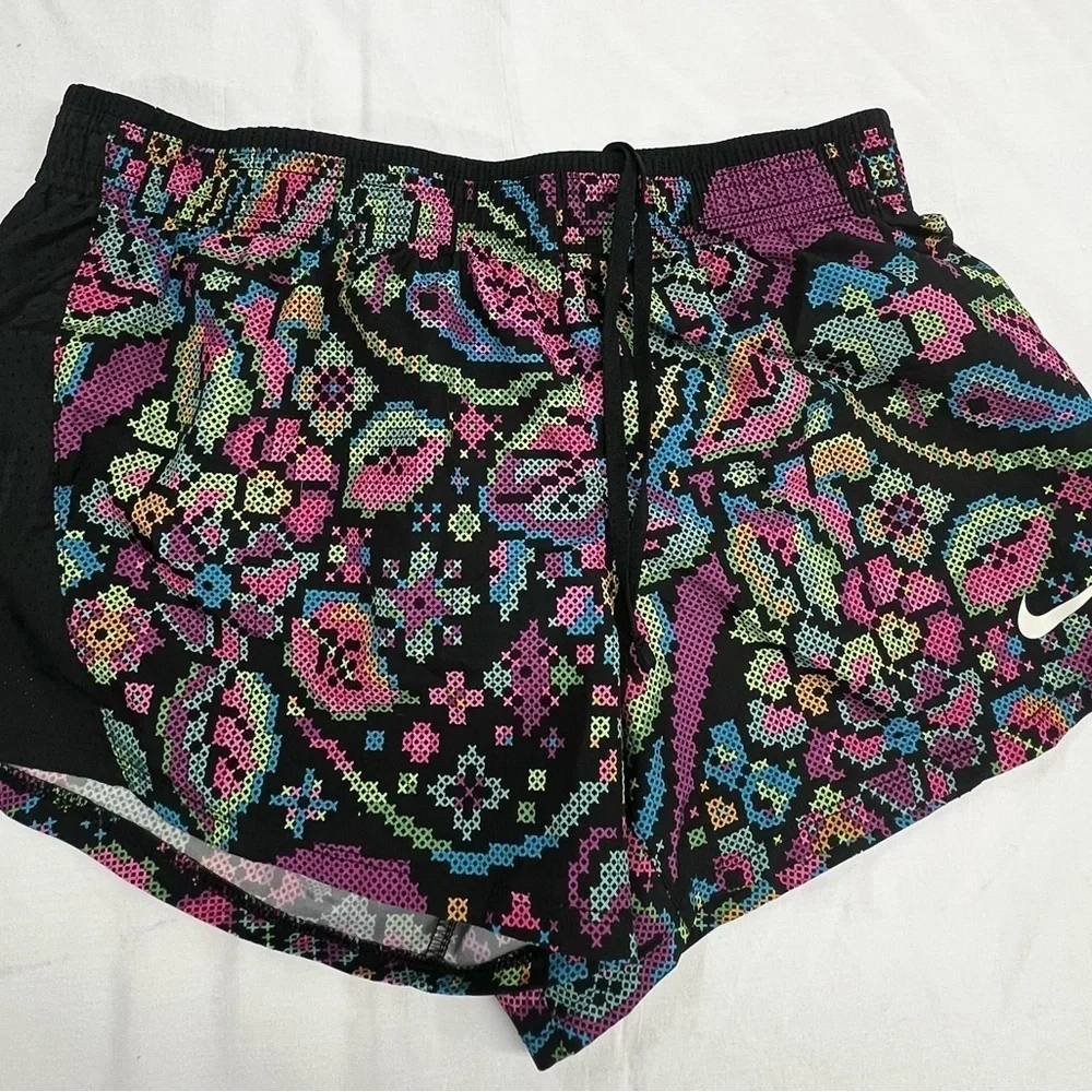 Nike Black and Pink Athletic Shorts Lot Womans Medium 1-floral 1-black